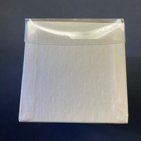 Perin Mowen Nuvo Cream Beeswax Candle Hand Rolled Natural American Beeswax - Picture 6 of 8